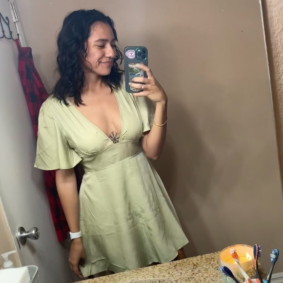 Meet your Posher, Sabrina - Picture 2 of 4